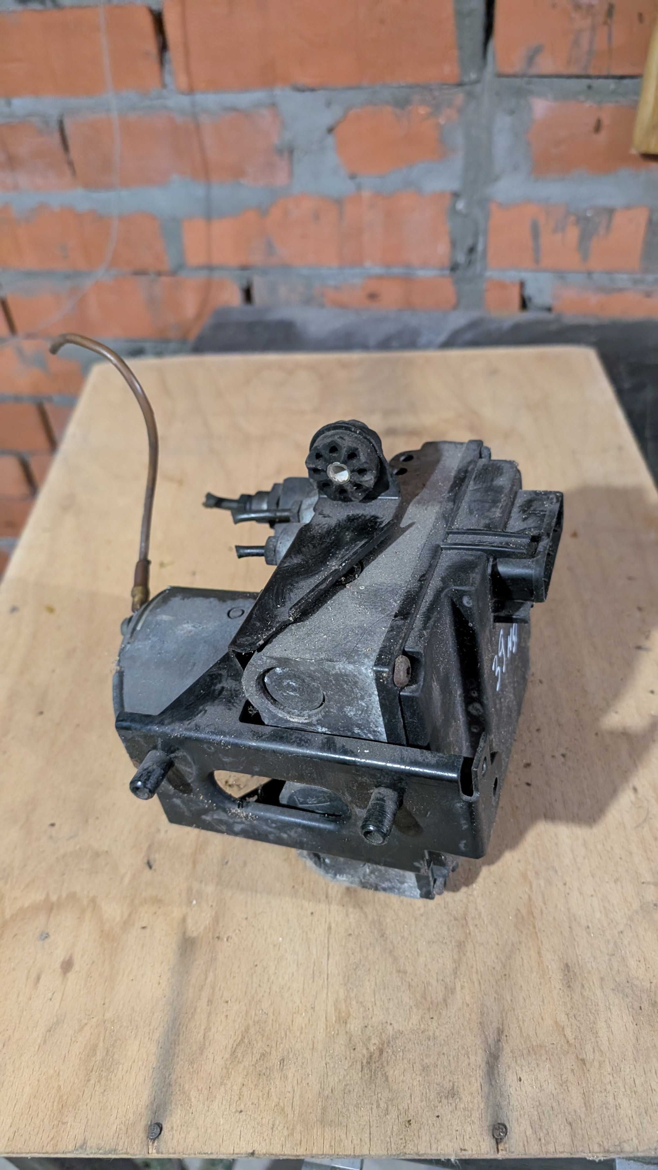 Блок управління АБС ABC 0265217000 BMW E39 M51 БМВ та інші запчастини