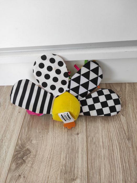 Zabawka sensoryczna, kontrastowa dla niemowlaka, Lamaze, zawieszka