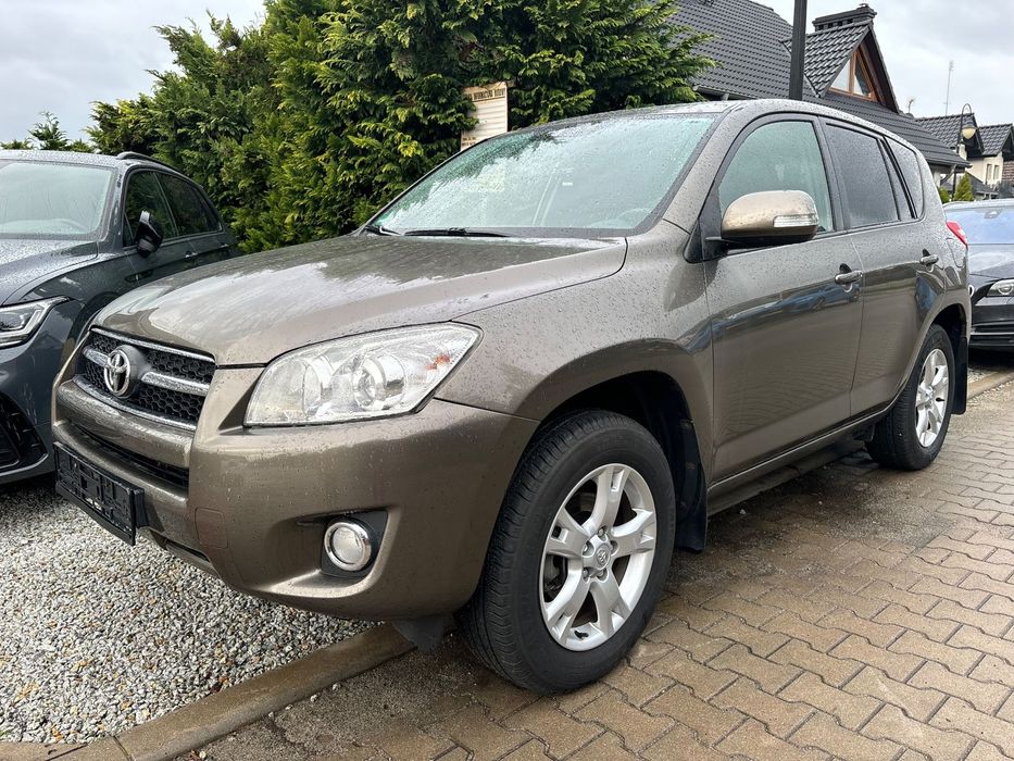 Toyota RAV4 2.0 Pb Hak 4x4 Navi Automat Serwis z Niemiec