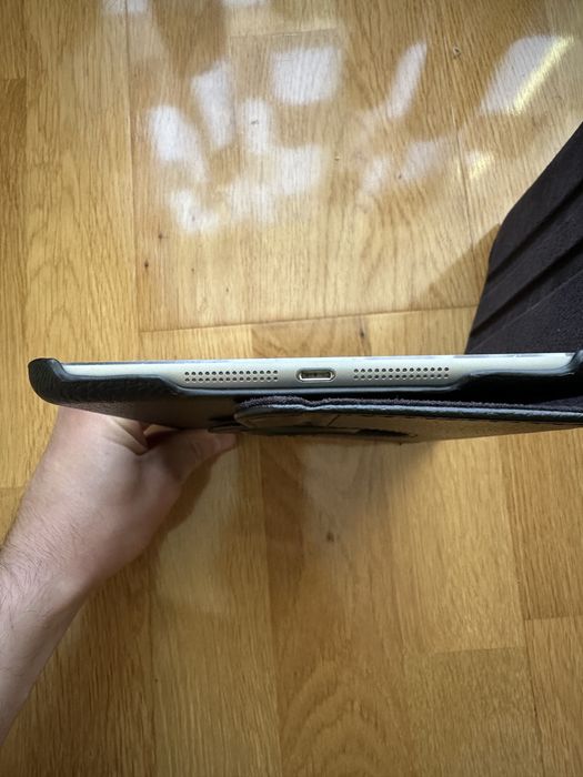 iPad mini  Wi-Fi