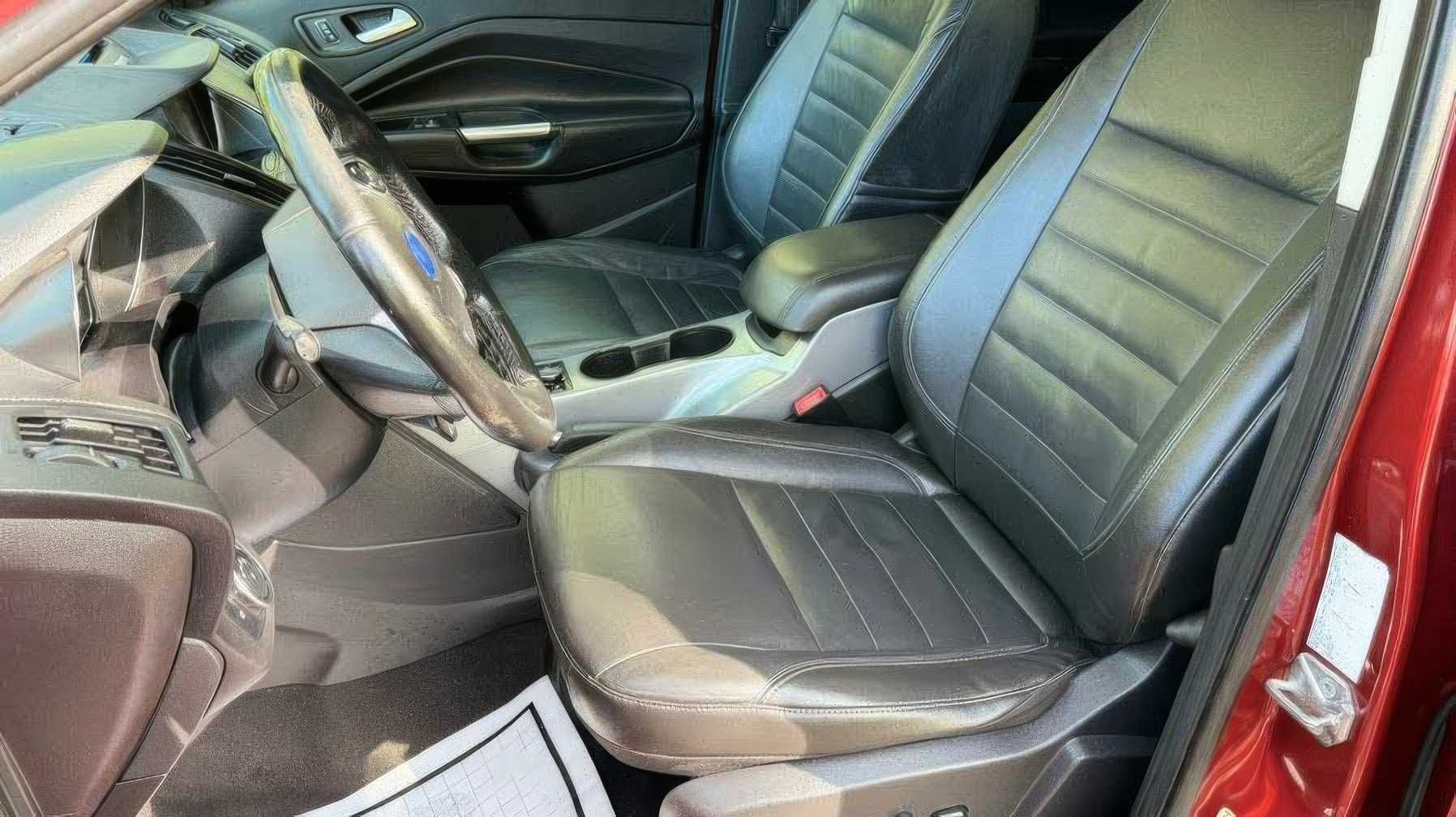 2015 Ford Escape SE