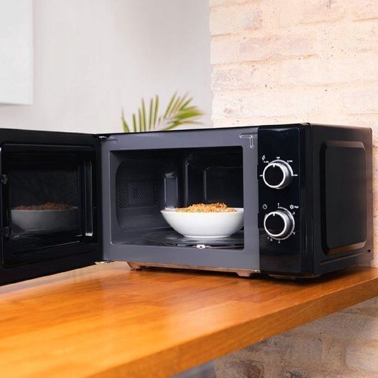 Mikrofala Royalty Line 700w Mwo-3818