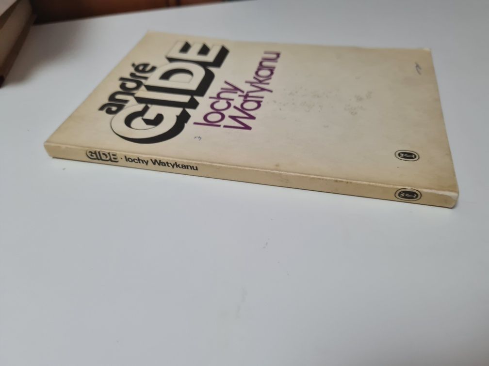 Lochy Watykanu - Andre Gide