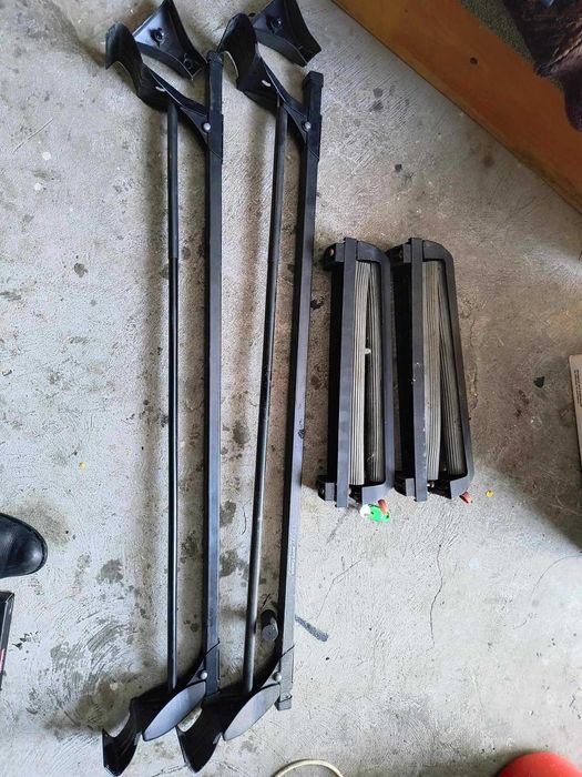 belki dachowe CRUZ ford focus mk1 + uchwyty na narty