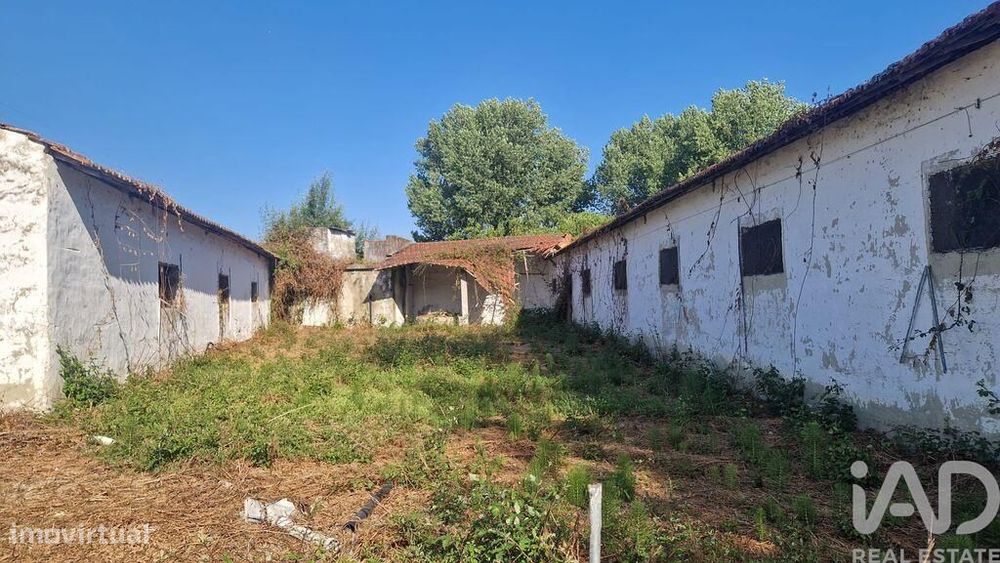 Casa / Villa em Golpilheira de 3294,00 m2