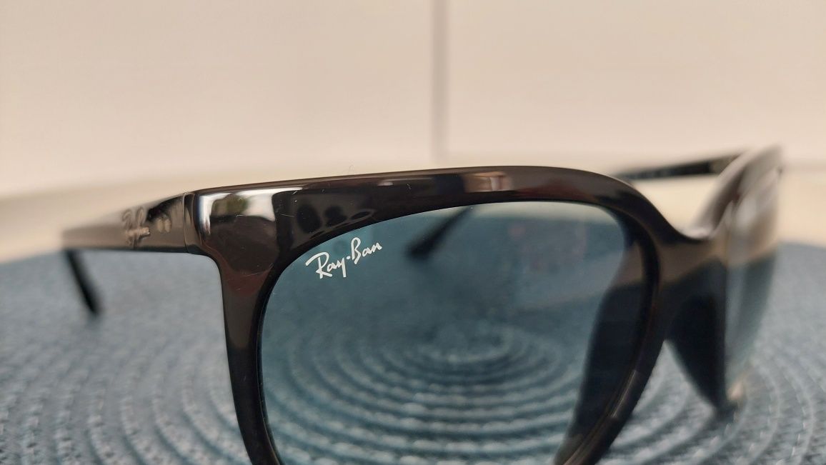 Okulary Ray-Ban RB4126