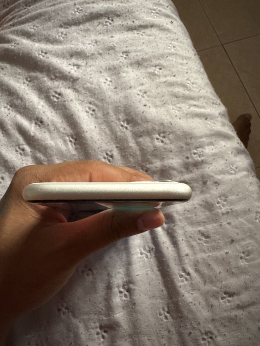 IPhone 11 sem garantia