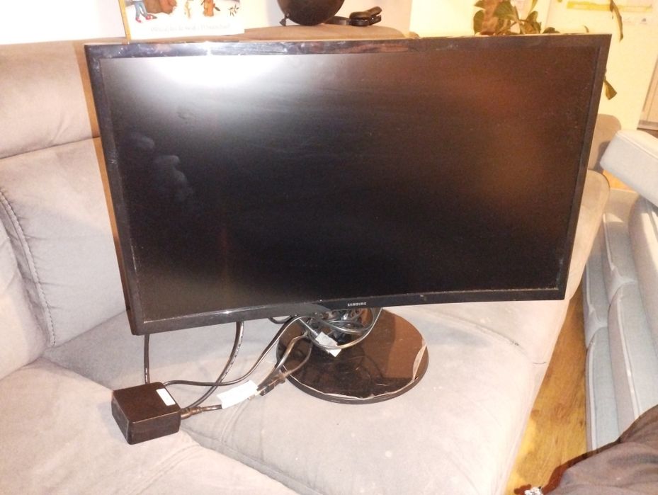 Monitor Samsung S24C364EAU