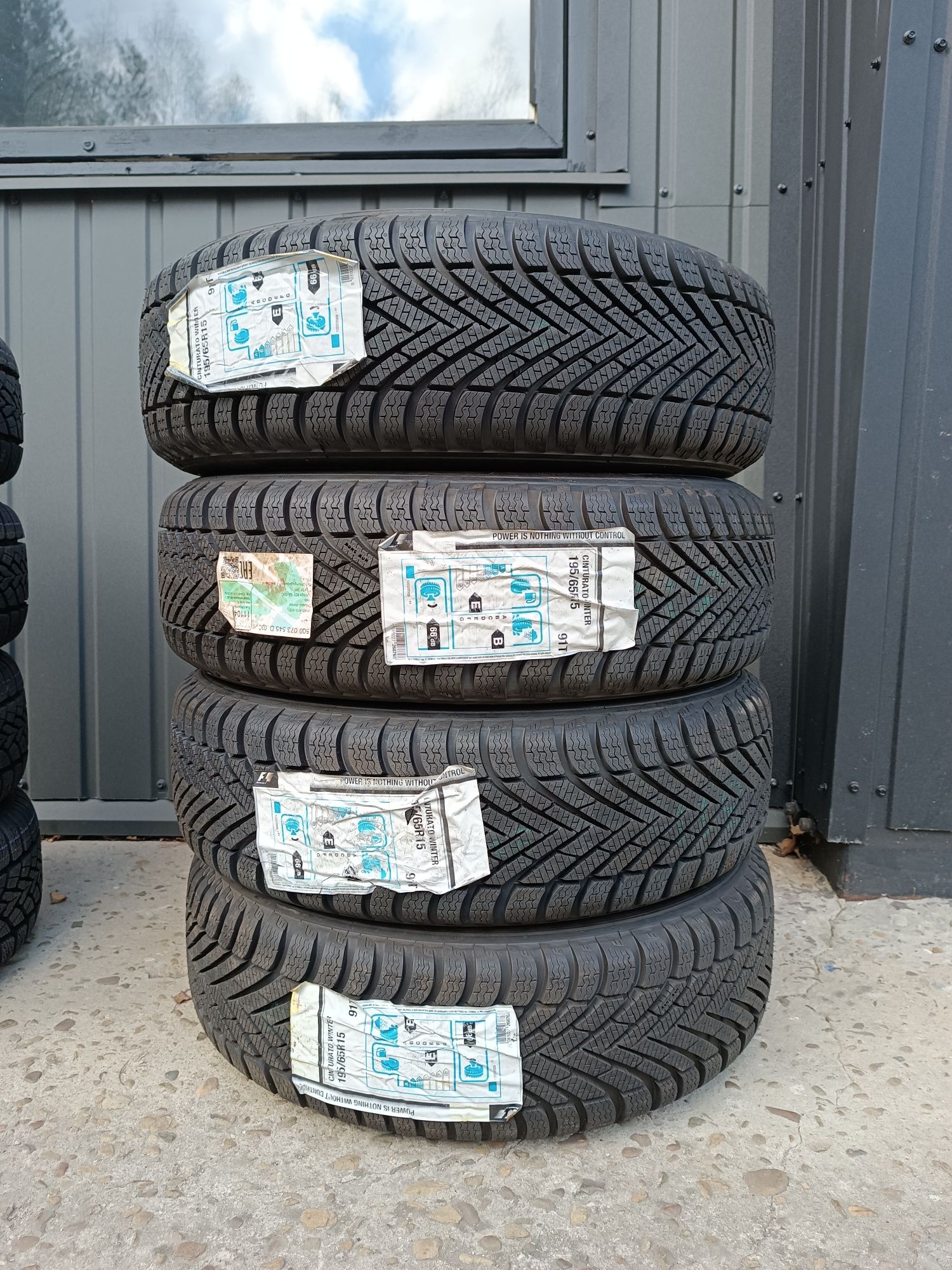 Нові зимові шини 195/65/15 91T Pirelli Cinturato Winter