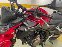 Moto CB500F 2021 vermelha