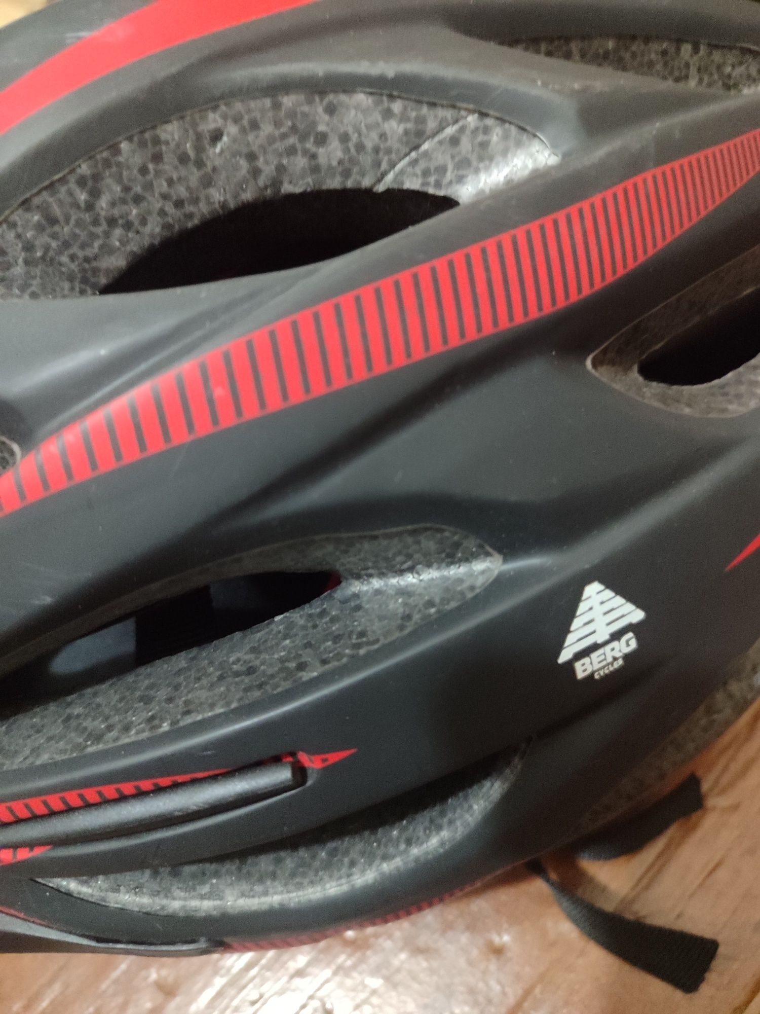 Capacete bicicleta berg óculos e  restantes acessórios