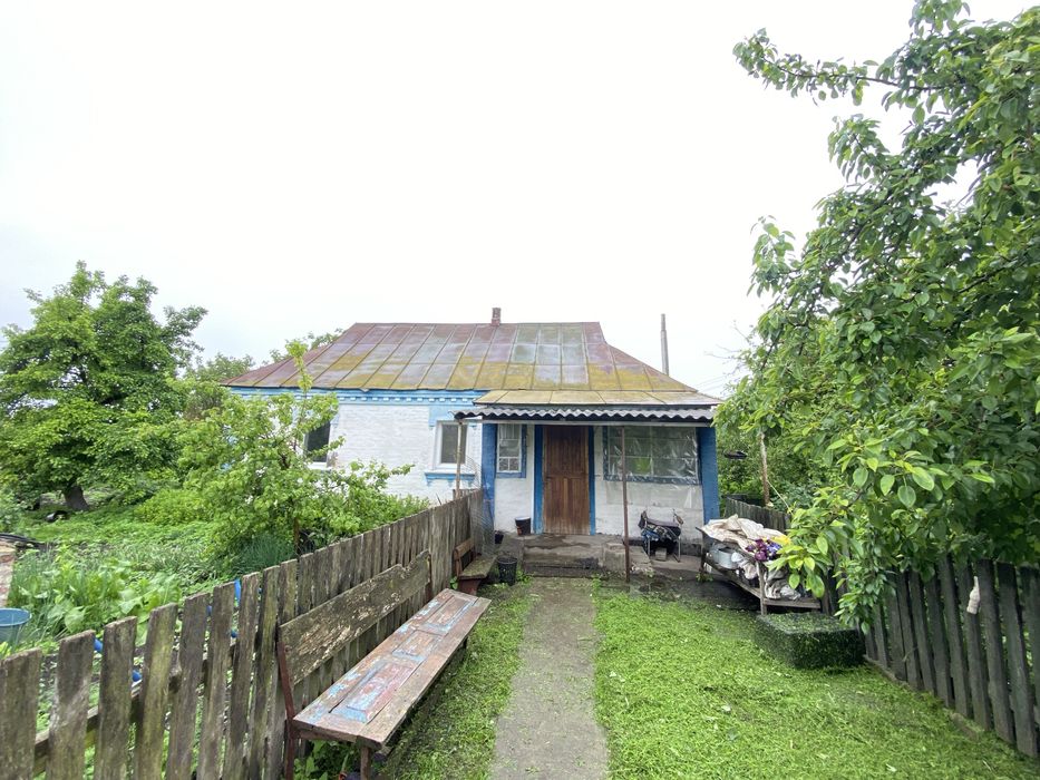 Продаж будинку с  Матюші
с. Матюші

Площа 60 м2
3 кімнати, кухня, місц