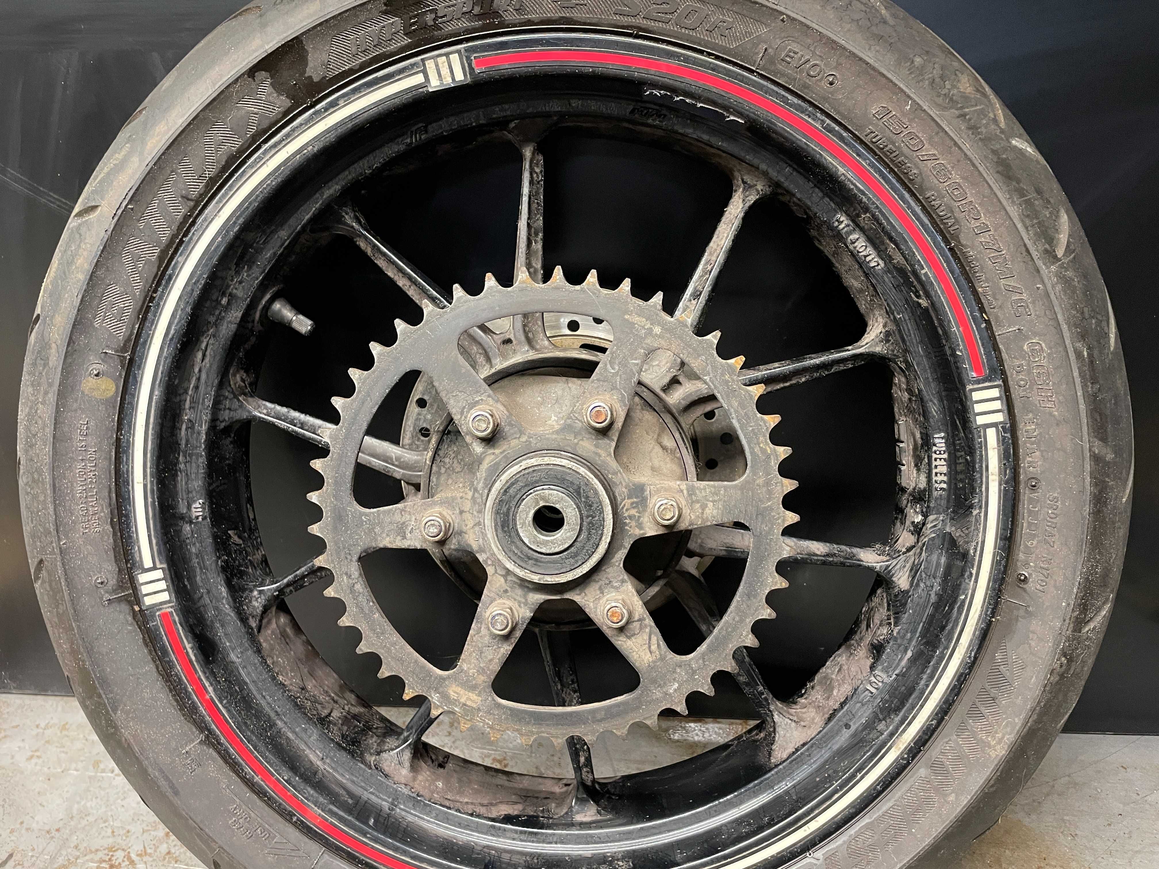 Felga opona Tarcza KTM duke 125/390 rok 11-16