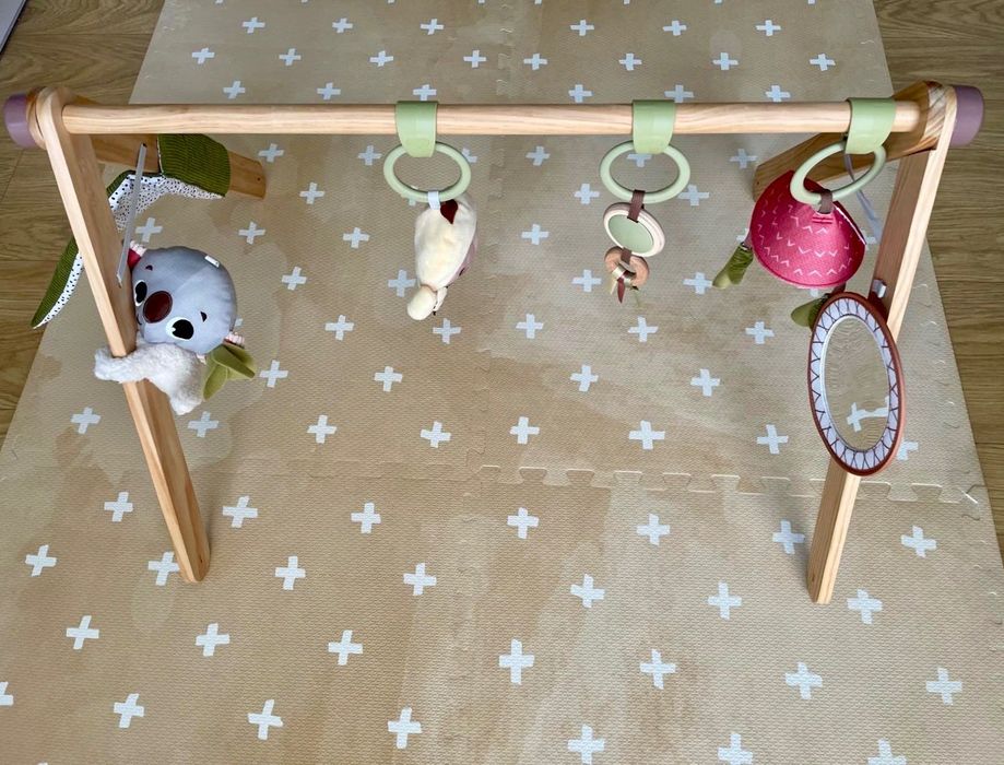 Mata edukacyjna Tiny Love