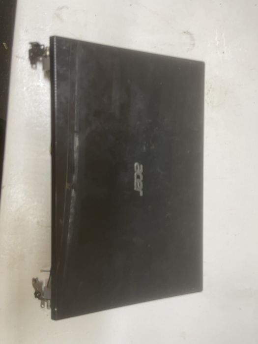 Pozostalosci po laptopie acer aspire v3-571g części laptop uszkodzony
