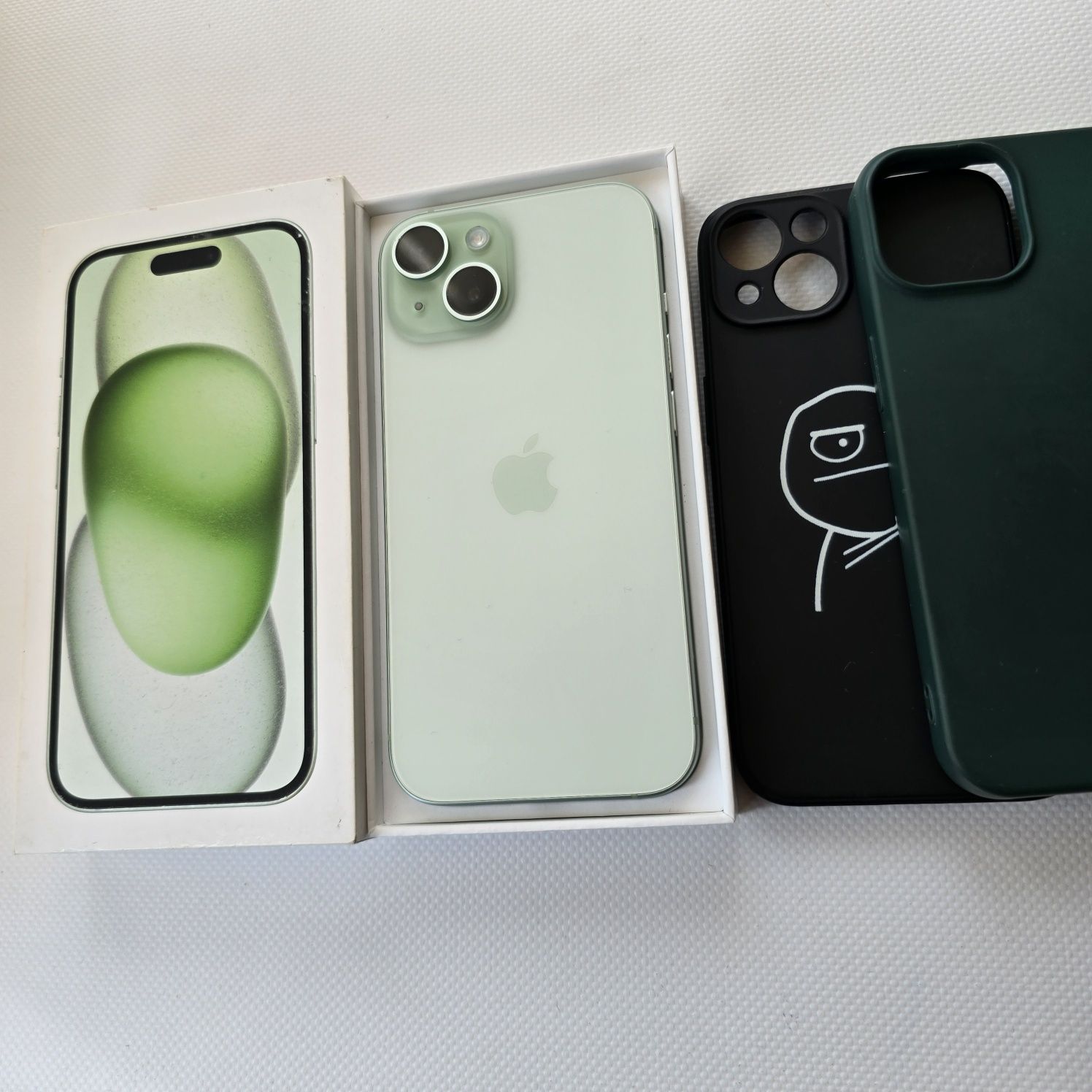 iPhone 15, 128 gb 89% battery Без втручань