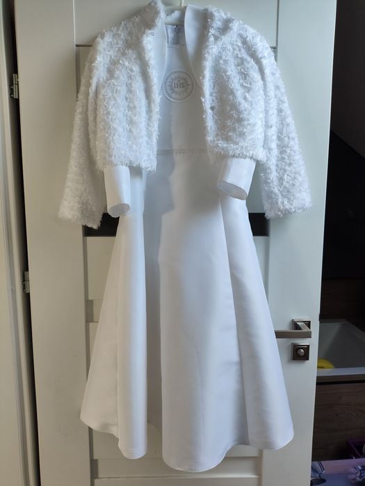 Alba komunijna dla dziewczynki, sukienka do komunii