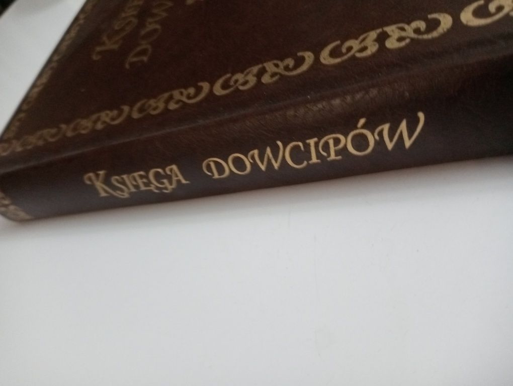 Księga dowcipów księga dowcipów