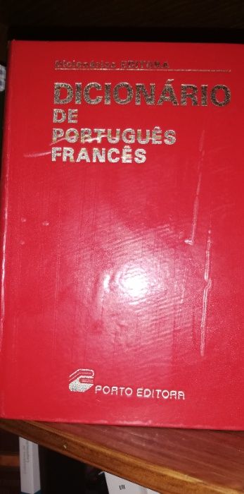 Dicionários de Português, Inglês e Francês