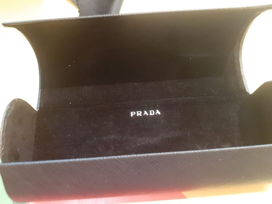 Óculos de sol Prada e chanel