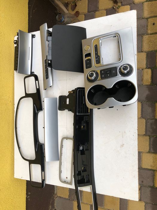 Декор салона volkswagen touareg nf R-line