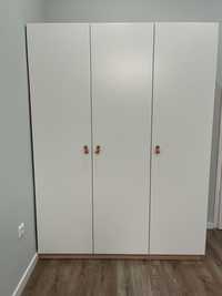 Roupeiro IKEA 3 portas