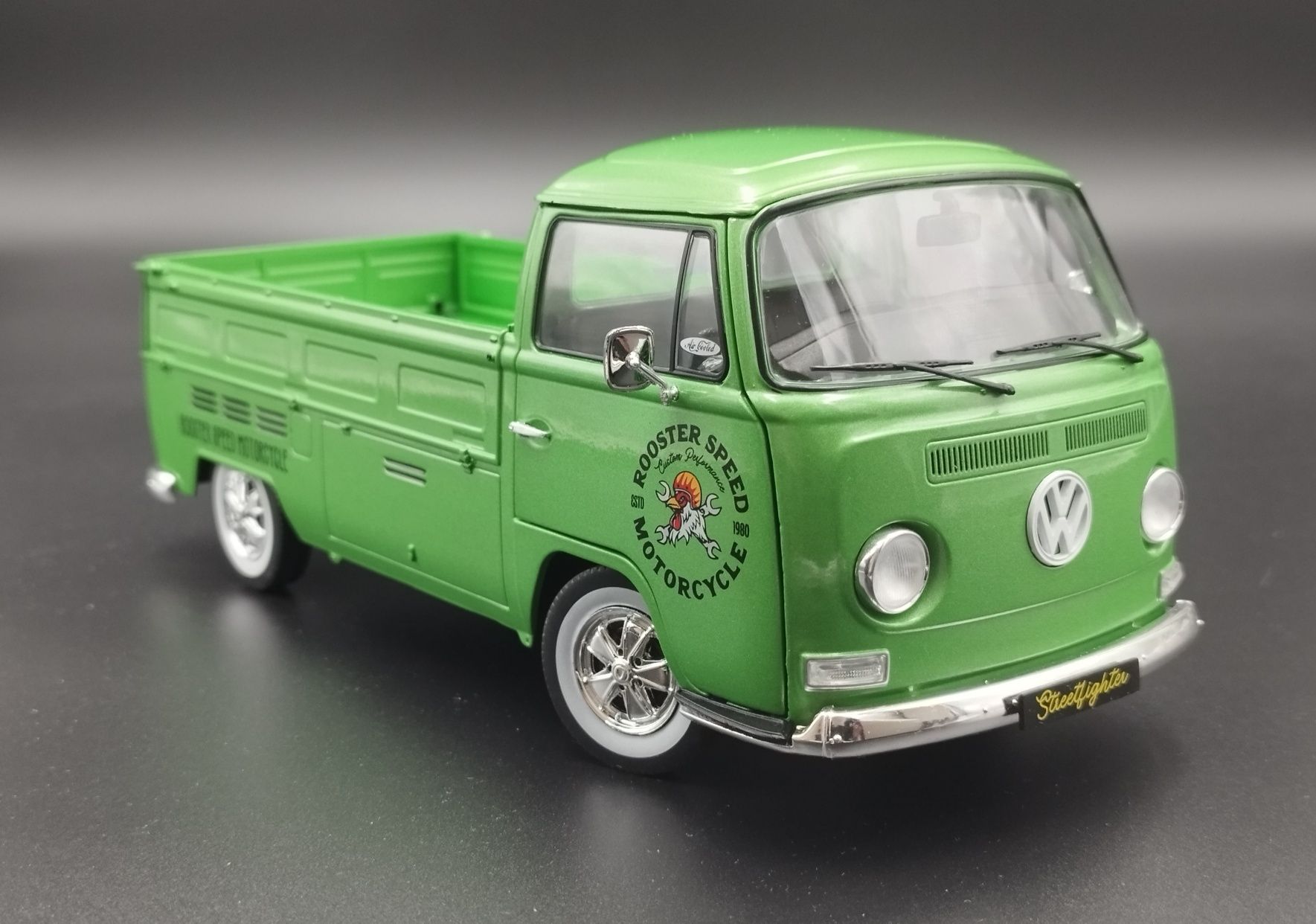 1:18 Solido  1968 Volkswagen T2 Pick-Up Custom Performance Shop model