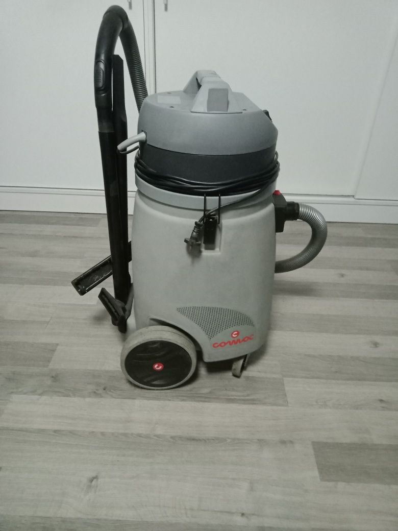 Odkurzacz przemysłowy COMAC CA 60