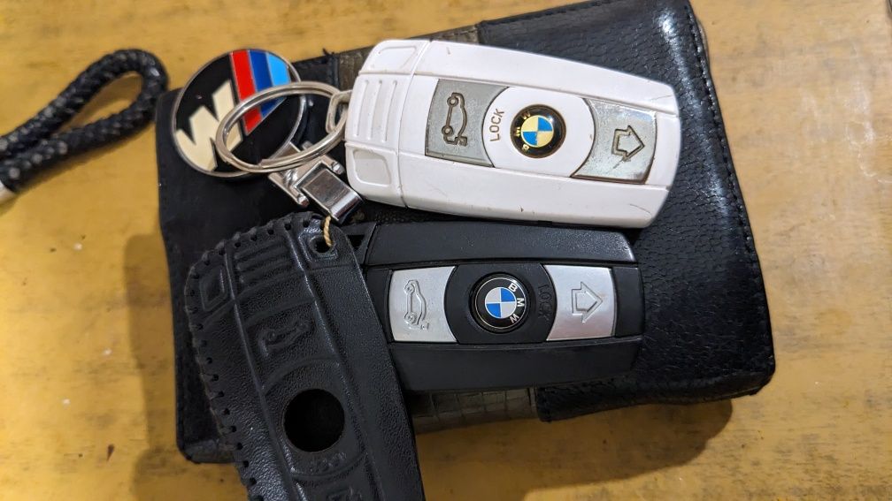 Бмв bmw телефон брелок ключ