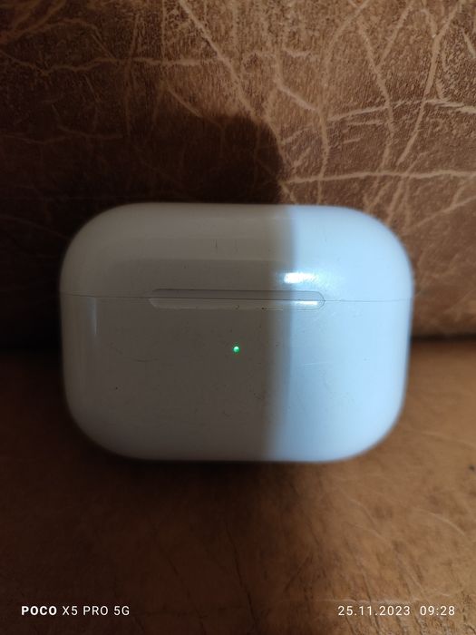 Продам кейс AirPods Pro