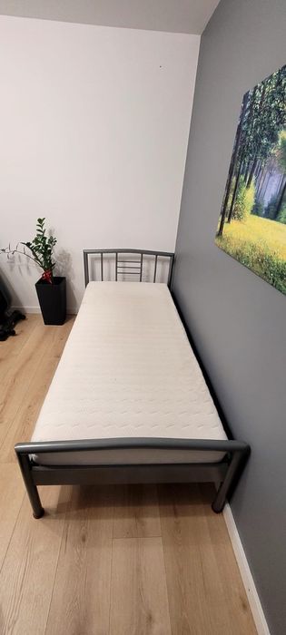 Łóżko pojedyncze rozmiar  208 x 98