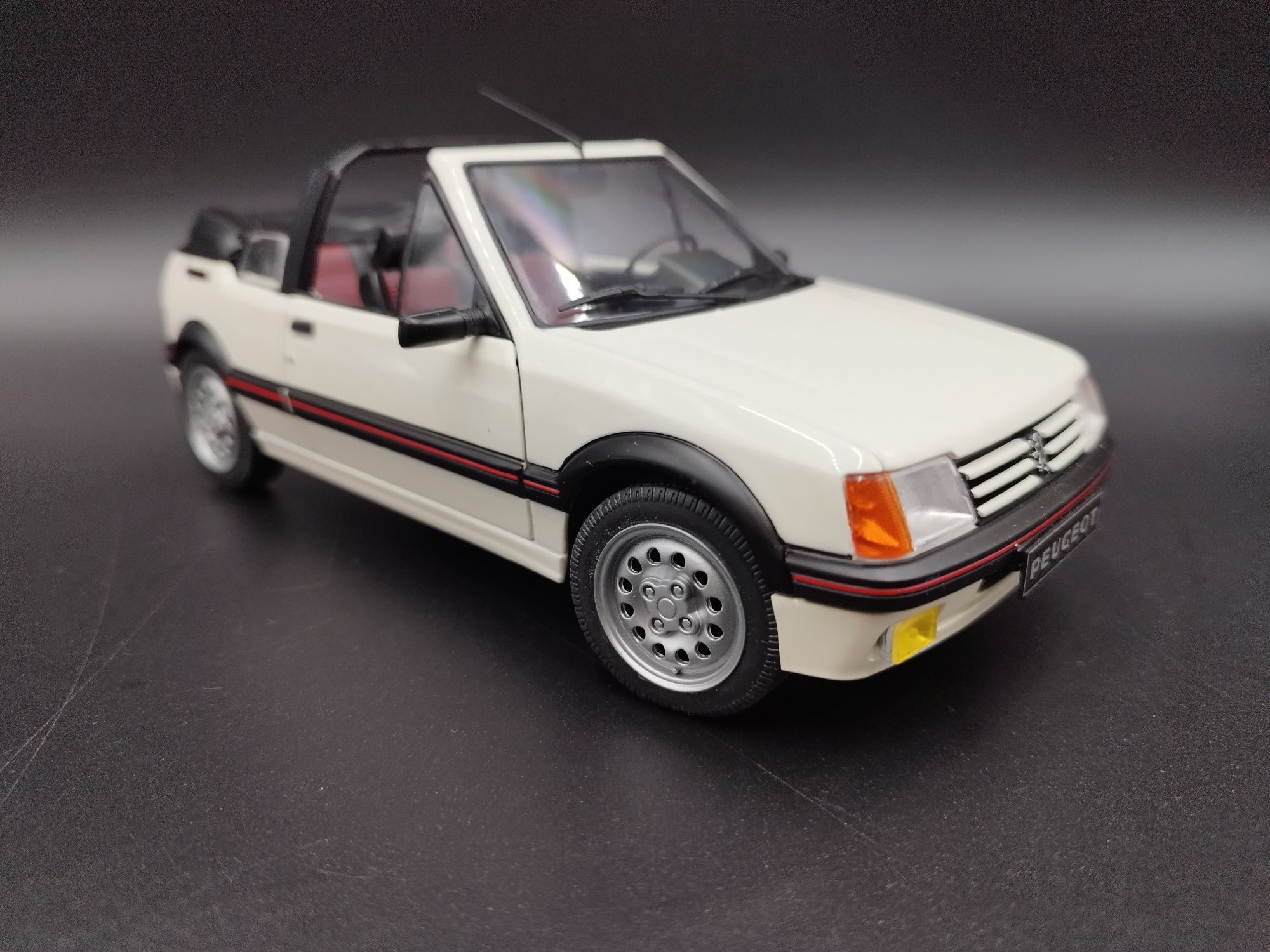 1:18 Solido 1989 Peugeot 205 CTI Mk. model nowy