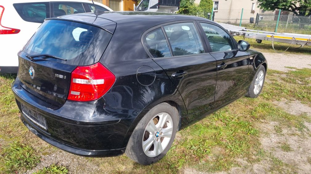 BMW 1 E87 LIFT 2011 rok 2.0i Mały przebieg Bezwypadkowa z niemiec