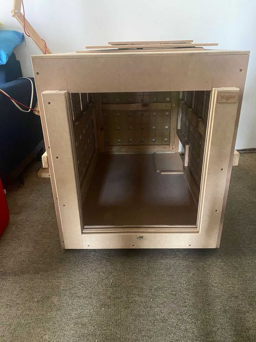 Caixa de transporte de madeira/Wooden transport box