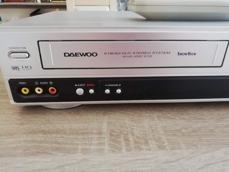 Combo DAEWOO model SD-7500