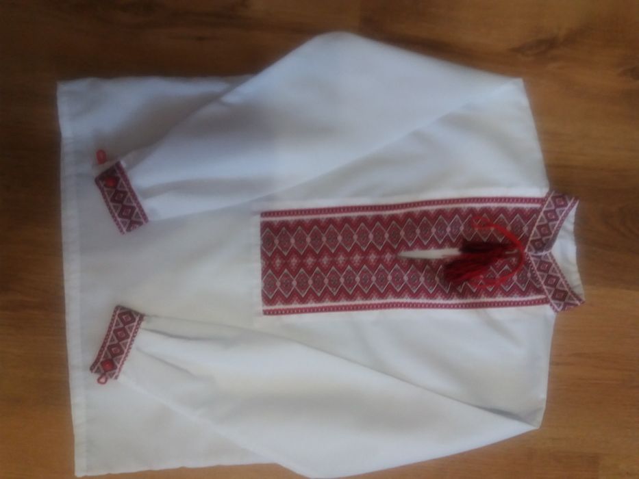 Продам вишиванку для хлопчика