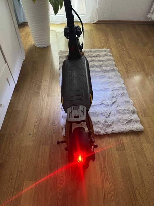 Hulajnoga elektryczna Ruptor R3 V3 800W 75km 10