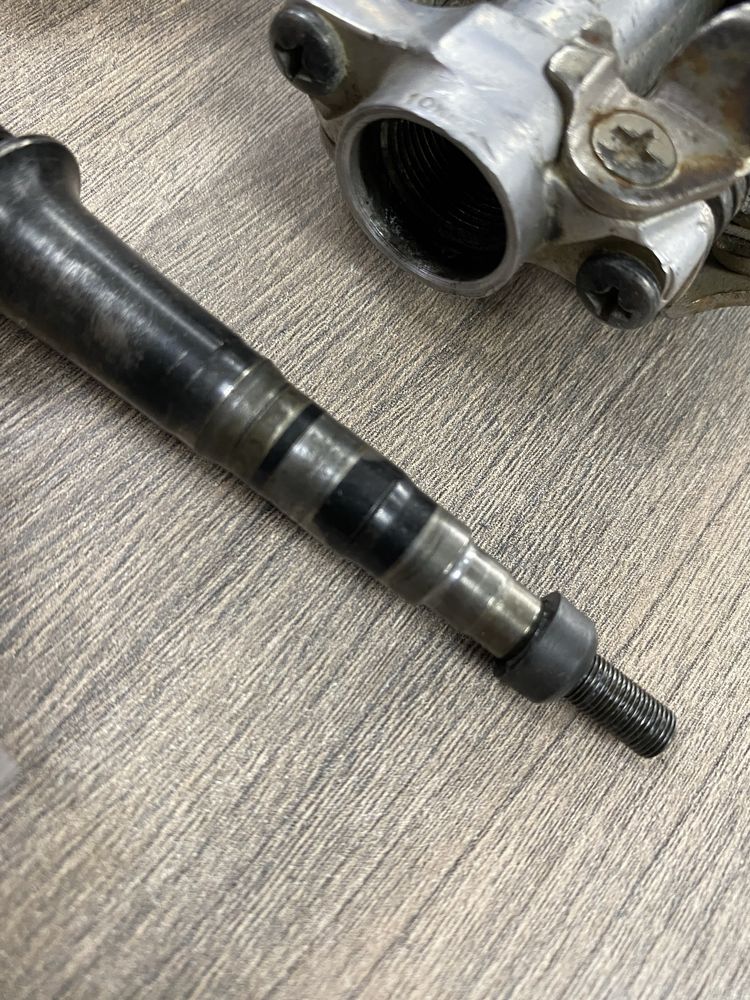 Pedały spd shimano PD-M540 uszkodzony lewy