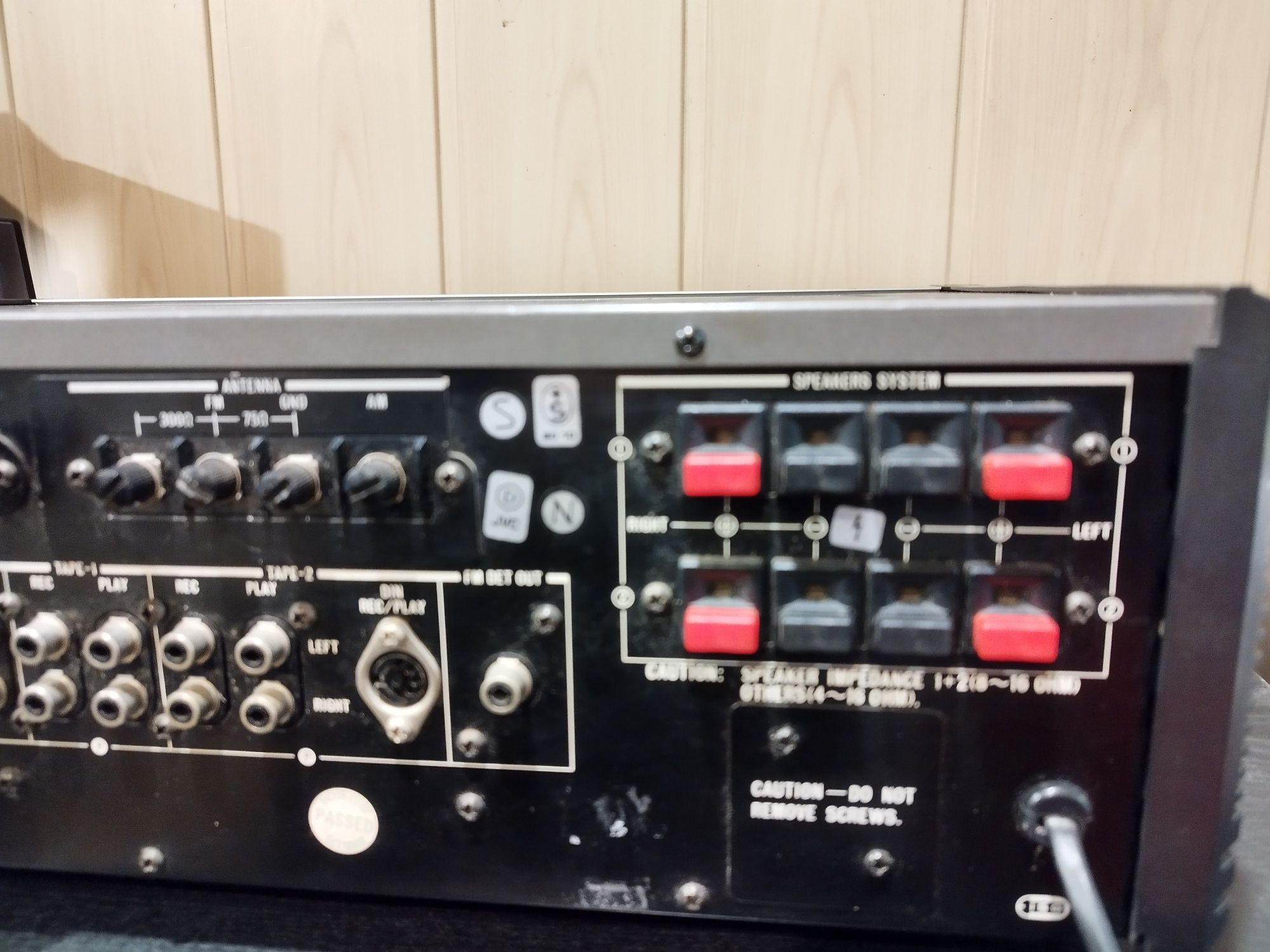 Amplituner JVC JR-S300