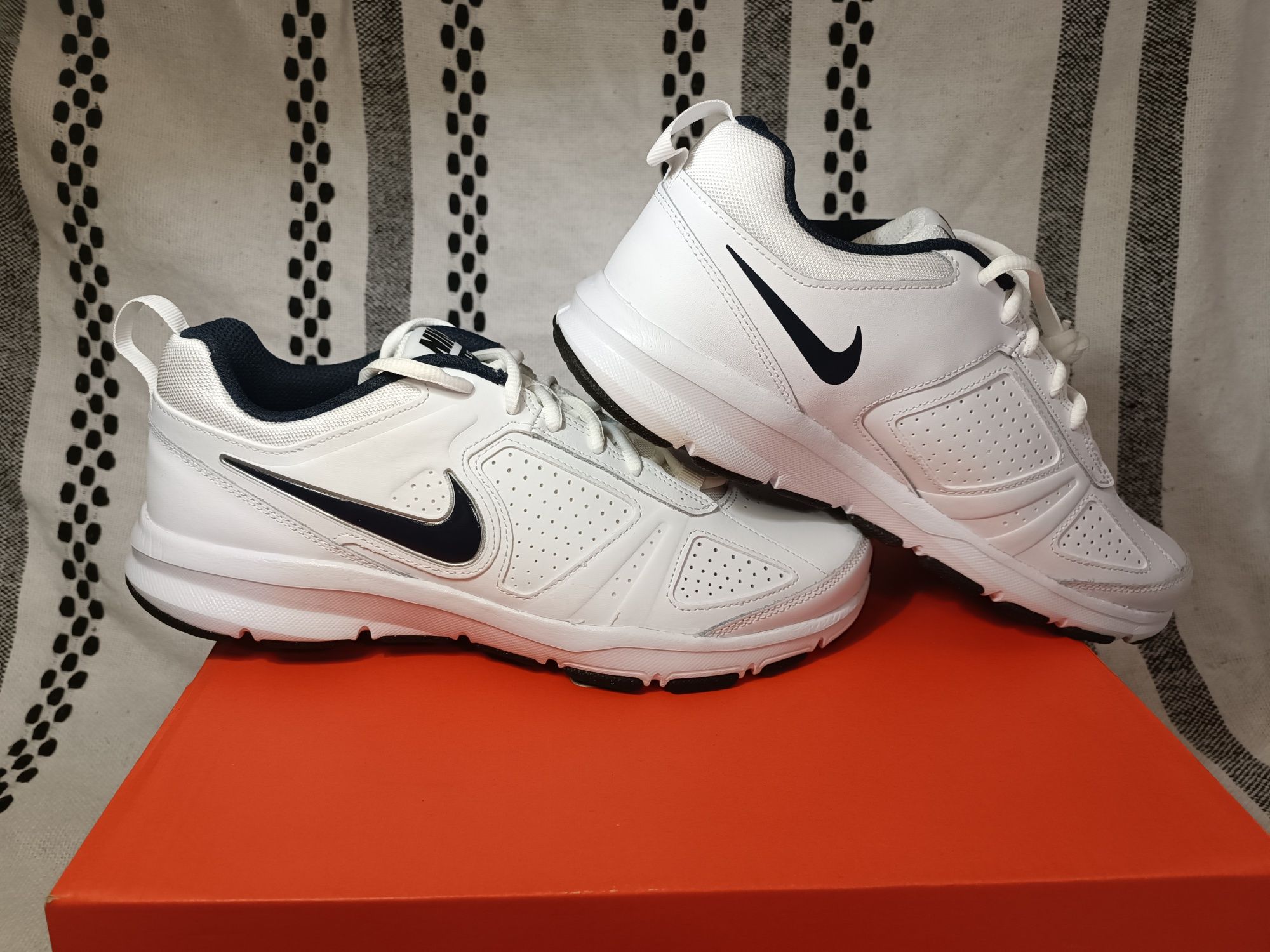 Buty Nike T z Lite