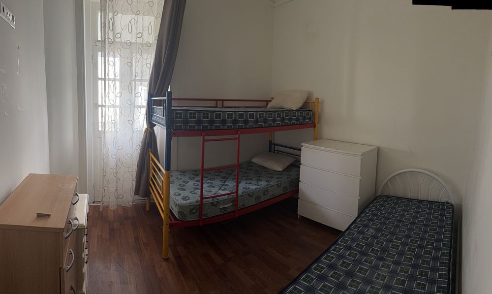 Quarto P/ Rapazes ou meninas  Trabalhadores ou Estudante.