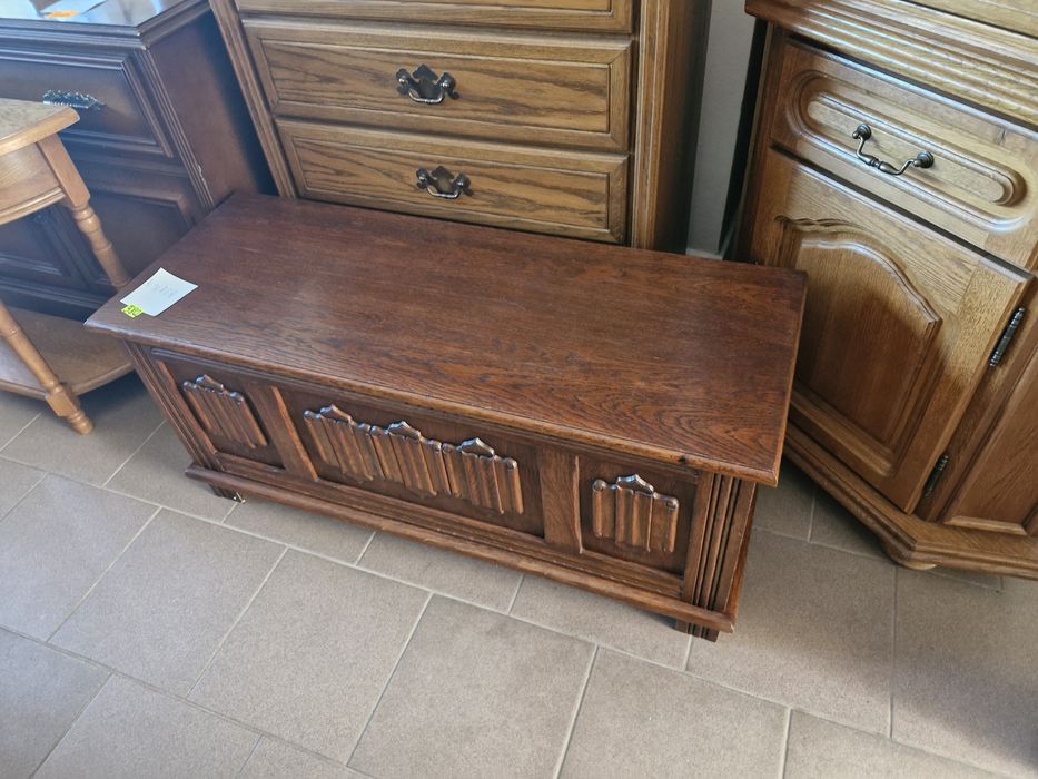 Kufer rzeźbiony dł. 104 cm wys. 48 cm gł. 40 cm stan bdb wysyłka