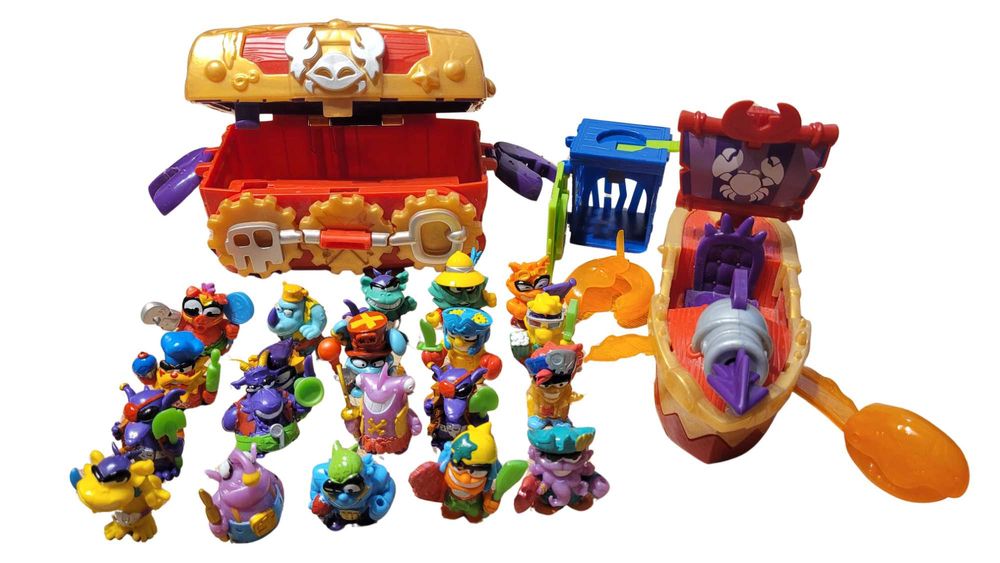 Piratix Zestaw Skrzynia + Statek + 19 Figurek + Więzienie + Moneta