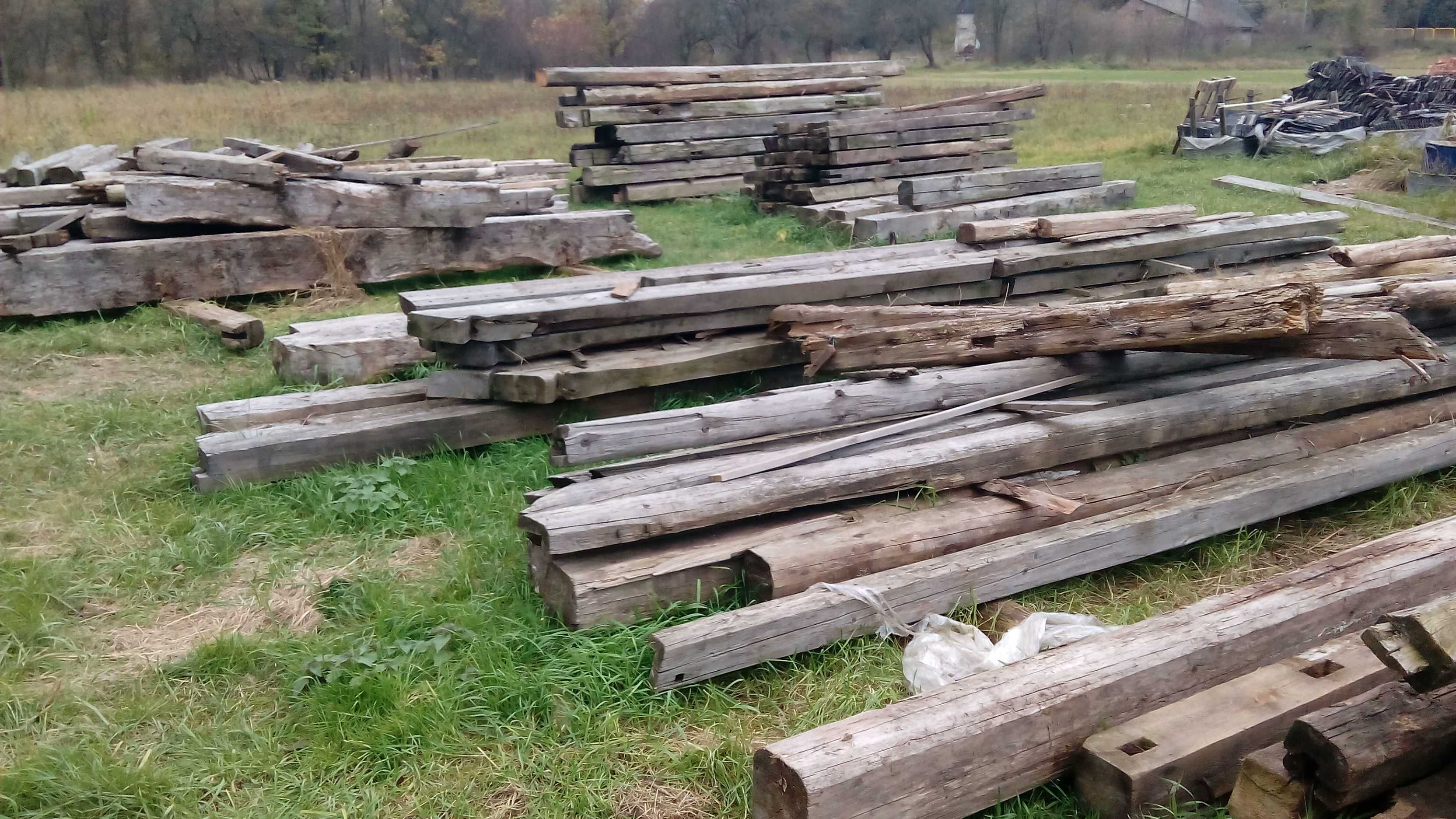 Drewno belki, krokwie, deski ze starej stodoły