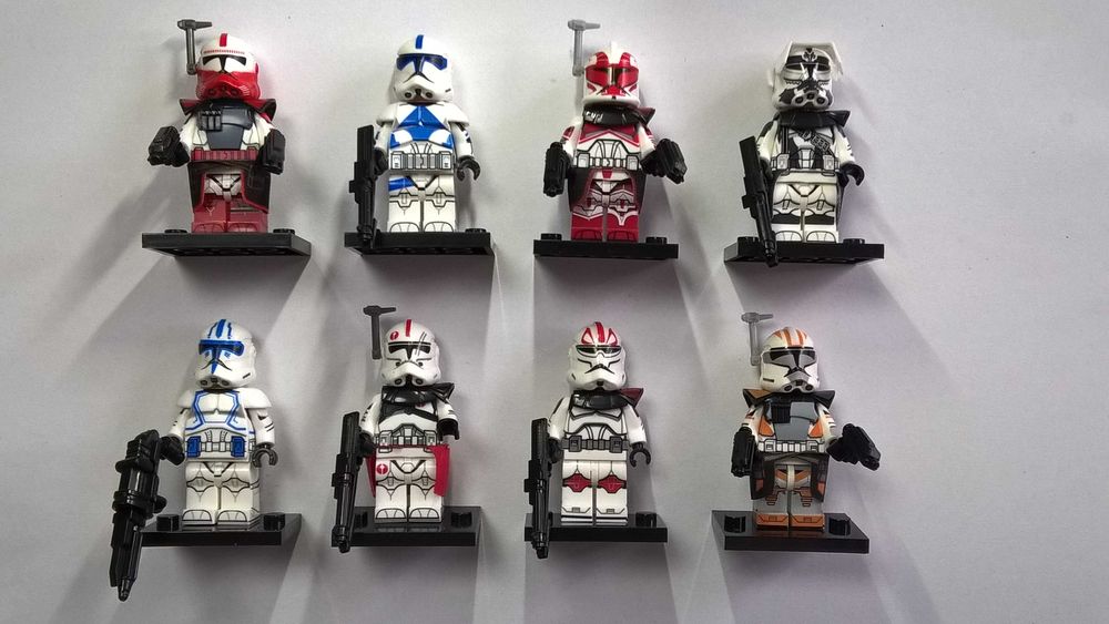 8 Figurek Star Wars różnego rodzaju kompatybilne z Lego