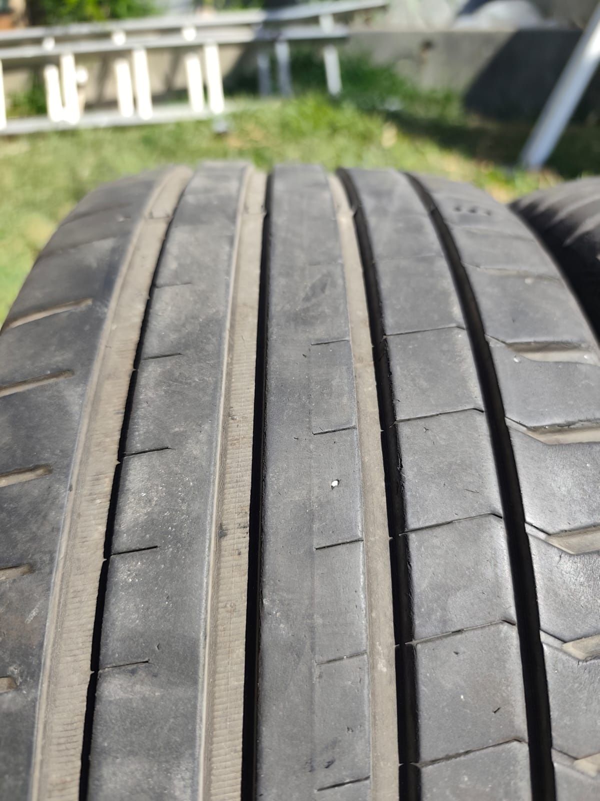 2 pneus Michelin + 2 Falken usados