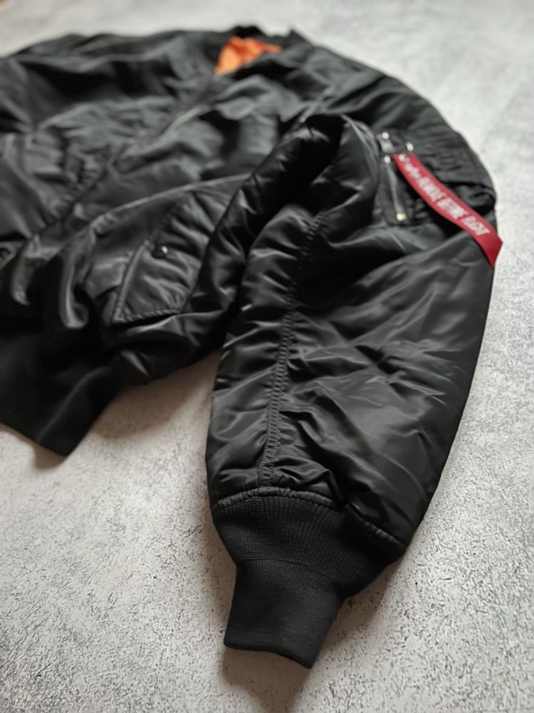 Бомбер ALPHA INDUSTRIES МА 1 з НОВИХ колекцій куртка альфа cwu bomber