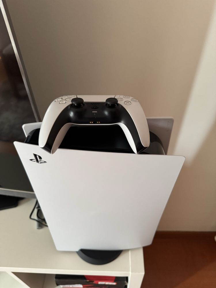 Vendo PS5 825 GB como nova ou troca por pc gaming