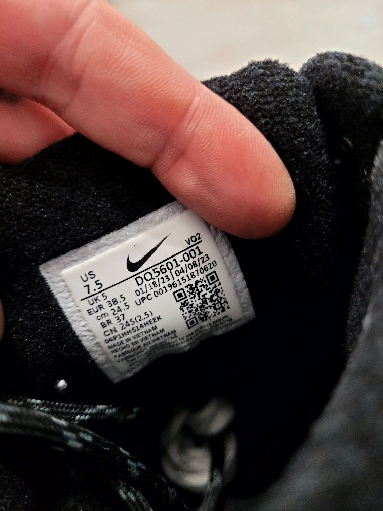 Кроссовки NIKE CITY CLASSIC BOOT нові original