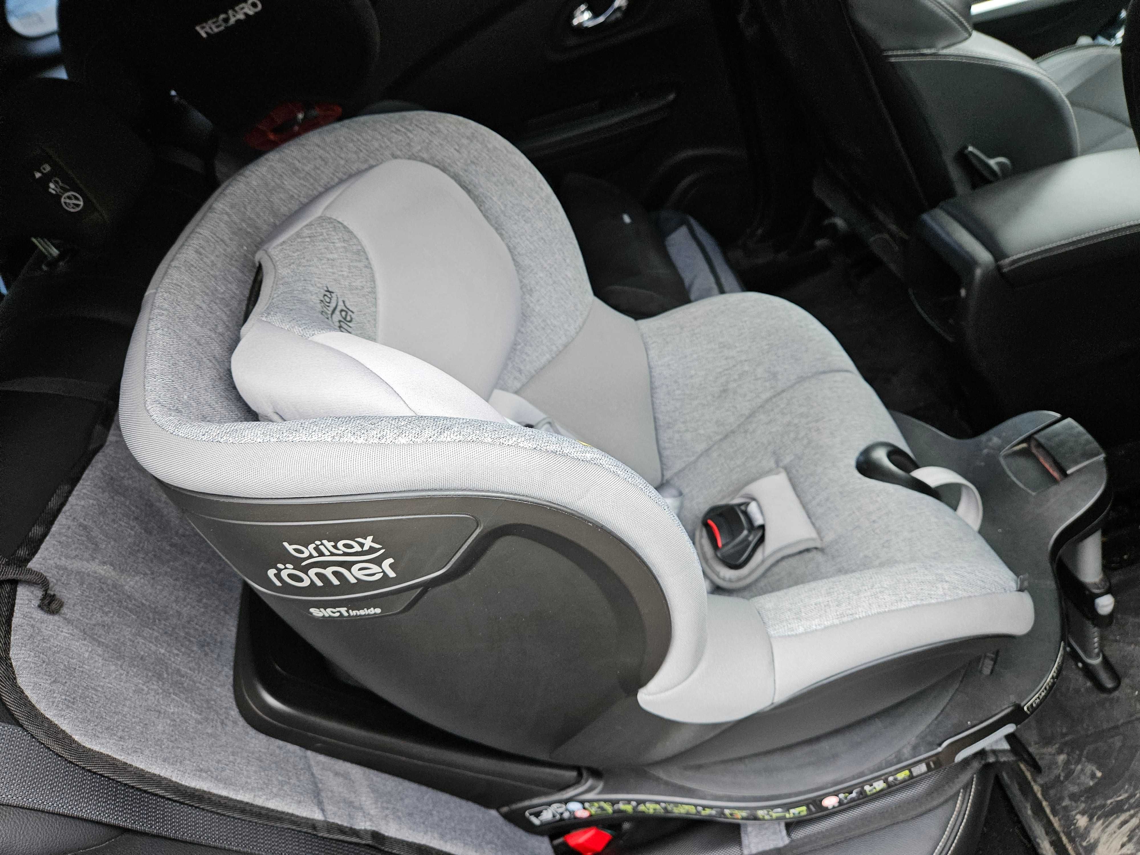 Дитяче автокрісло Britax Römer DUALFIX M i-SIZE